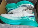 特步一体成型3代跑步鞋男体考耐久竞训支撑轻盈跑鞋女休闲运动情侣鞋 白/极光绿/石青蓝-势如破竹-男 43.5 实拍图