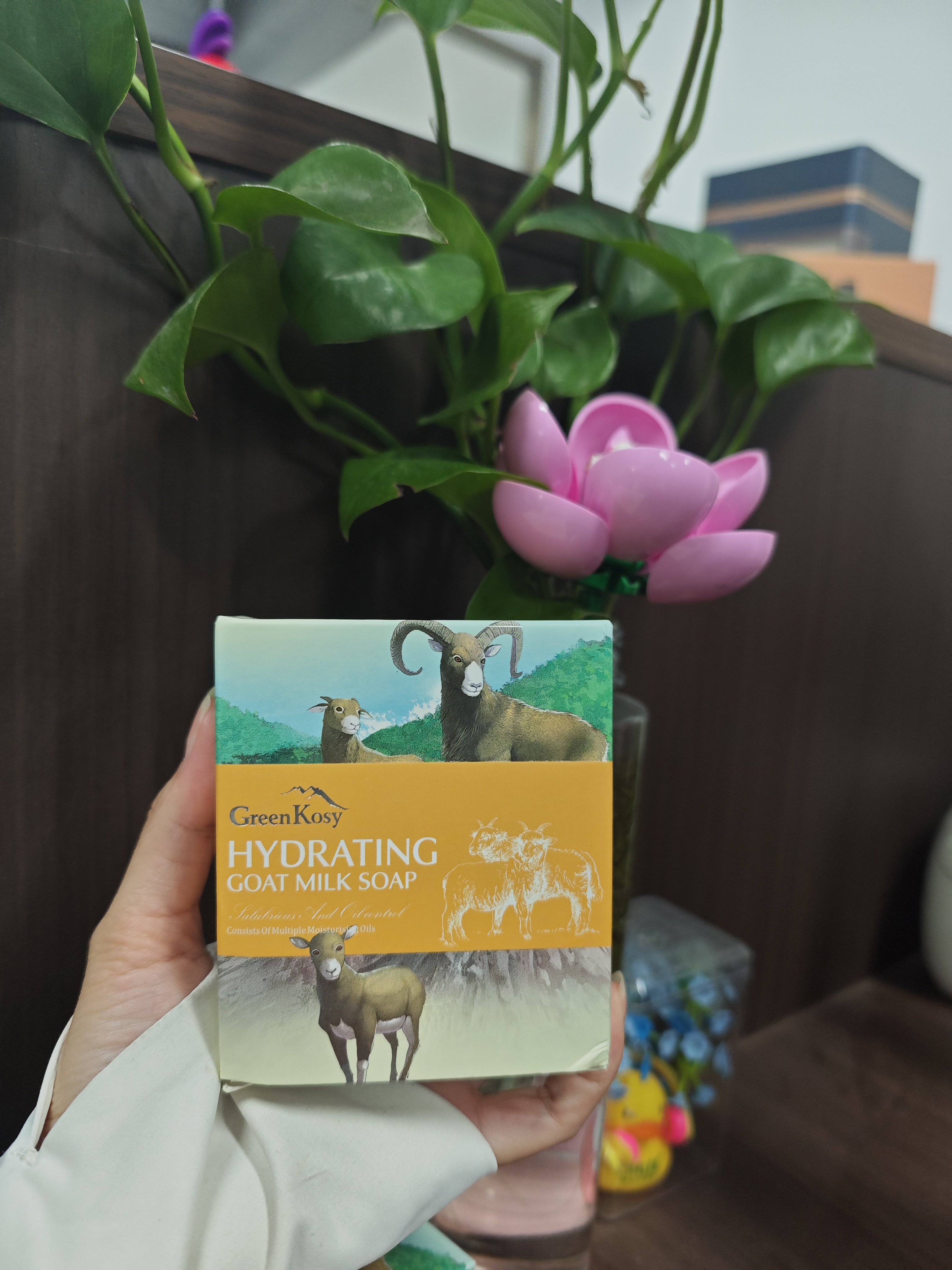 绿色溪谷澳洲羊奶香皂洗脸沐浴精油手工洗发皂洁面洁肤皂肥皂清洁止痒 牛油果羊奶皂100g【两块装】 实拍图