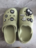 朴西多巴胺情侣洞洞鞋女款夏季外穿2025新款踩屎感沙滩防滑包头凉鞋女 曼波绿+煤球鞋花 37-38 实拍图