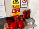 齐鲁安然 加厚消防桶8L 灭火桶 消防圆桶铁桶 演习黄沙桶 加油站消防器材 扑火工具消防水桶8升 实拍图