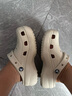 卡骆驰（crocs）经典云朵Clog女沙滩洞洞鞋凉拖鞋206750 206750-2Y2  36  实拍图