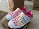 Skechers斯凯奇童鞋女童洞洞鞋沙滩鞋夏季一脚套印花透气儿童凉鞋308004L 【彩虹】浅粉色/LTPK 30 实拍图