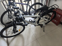 永久自行车成人山地车自行车学生男女铝合金变速公路自行车油碟单车 【铝架/全套密封轴承】蛟白色 24速 26寸【推荐155-185cm】 实拍图