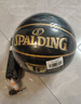 斯伯丁（SPALDING）篮球炫酷五星型设计黑银7片PU 成人赛事用球77-168Y 实拍图