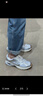 安德玛（UNDERARMOUR）HOVR Apparition男女复古皮革运动休闲鞋3027595 金属银102 42 实拍图