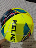 卡尔美（KELME）青少年足球成人足5号球学生中考比赛训练用球 4号9886130荧光黄 实拍图