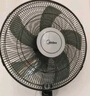 美的（Midea）【五叶大风力】壁扇/家用空气通风电风扇/节能低噪风扇/工厂通风吊扇/商用款广角摇头风扇 FWA40YA 实拍图