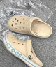 卡骆驰crocs洞洞鞋贝雅卡骆班轻便耐磨一脚蹬休闲鞋|205089 冬日白/彩色-1LI 40 (250mm) 实拍图