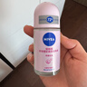 妮维雅（NIVEA）抑汗香体腋下止汗露干爽滚珠珍珠莹彩爽身走珠液50ml*2 实拍图