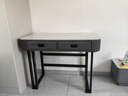 一果电脑桌台式家用卧室书桌学习桌梳妆台带收纳岩板桌子 雪山白岩板+灰软包 【双抽黑架】 100*50*75厘米-电脑桌 实拍图