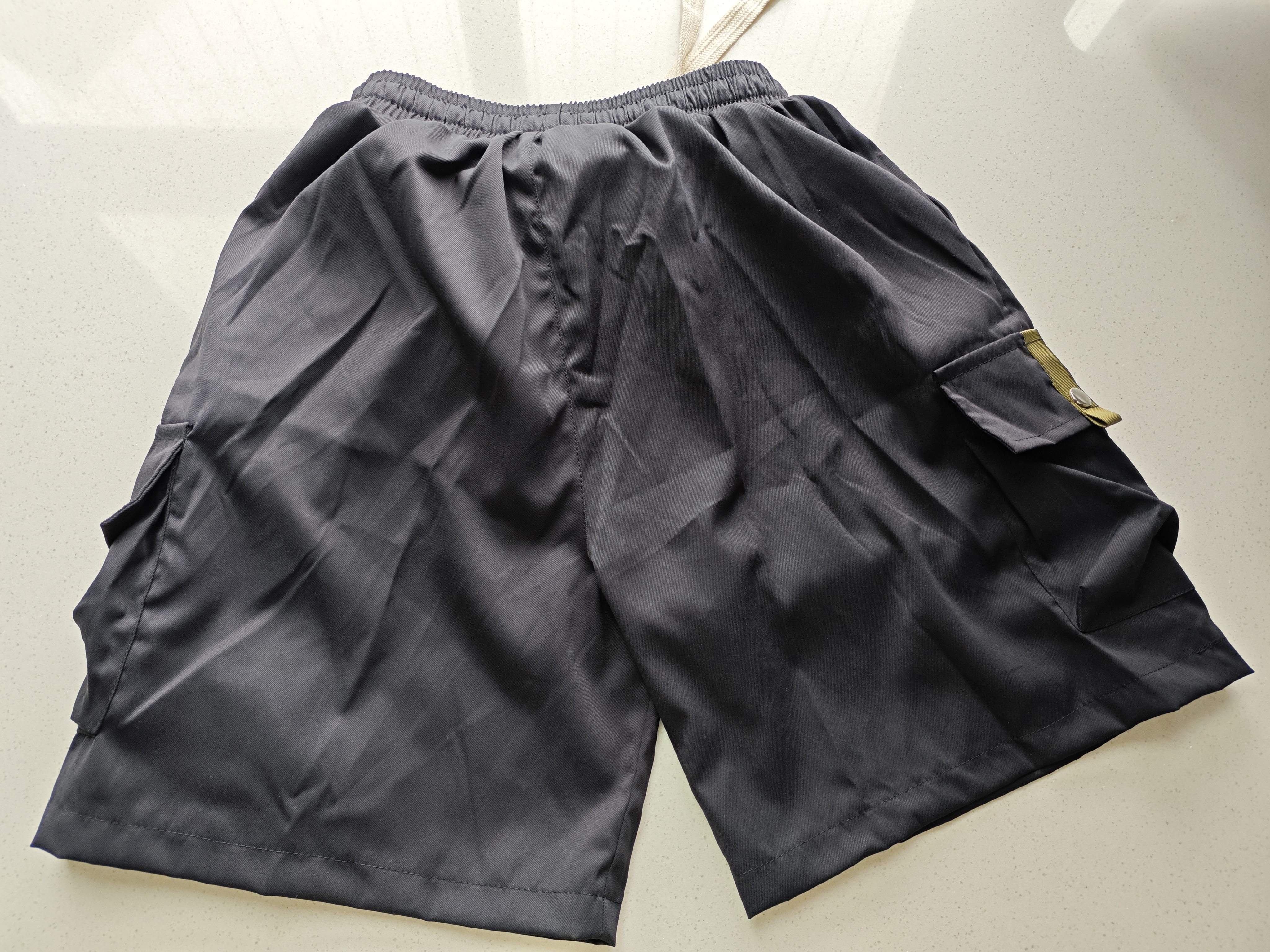 工装短裤男士夏季新款宽松大码初中生青少年夏天冰丝休闲五分裤子 风度K21黑色 L 【100-120斤】 实拍图