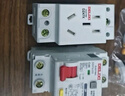 德力西电气CDM3塑壳断路器 三相四线380v保护塑料外壳式空气开关 4P 125A 实拍图