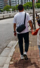 京东京造 探索者斜挎包男女胸包腰包大容量单肩背包休闲运动手机 黑色 实拍图
