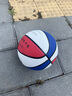萨达儿童幼儿园篮球4号5号7号室外体能训练耐磨中小学生PU软皮比赛 PU软皮-401红蓝白-4号球（2-5岁 实拍图