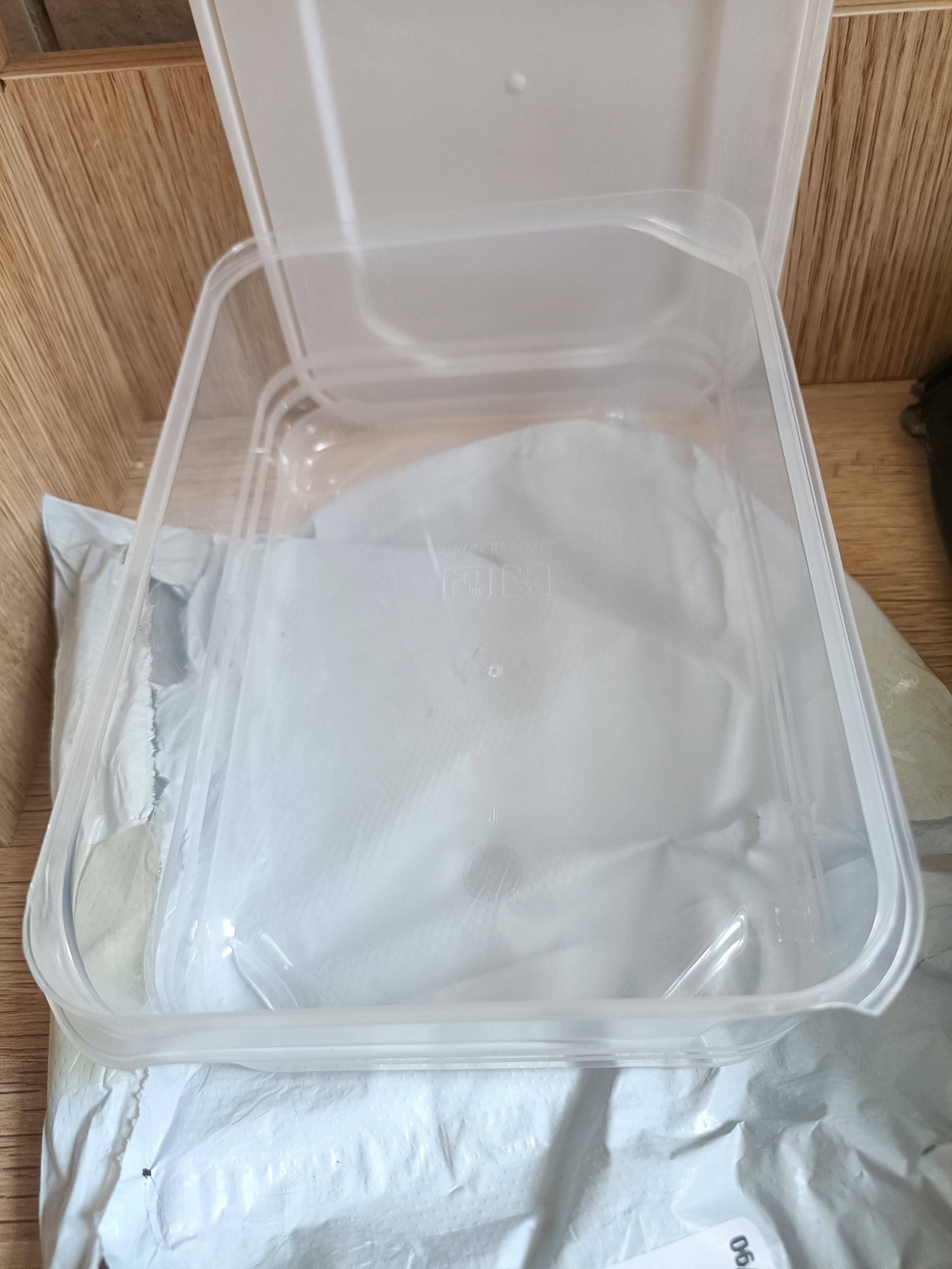 【京东快递】保鲜盒食品级材质猫粮密封防潮微波炉便当盒 1200ml收纳盒【1个装】 实拍图
