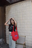 尤克达蒂松弛感托特包包女2026新款抽绳帆布包通勤轻便手提袋大容量单肩包 红色 实拍图