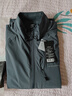 京东京造25秋冬御风兽300超轻三防户外立领软壳衣裤保暖外套1.0  松石绿 S 实拍图