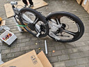 金武端自行车成人山地车公路赛车单车骑行变速超轻越野中学生初中青少年 尊享版-三刀轮-黑白色【铝架】 27.5寸21速 实拍图