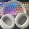 漫步者（EDIFIER）【重磅旗舰新品|蓝牙V5.4】Fit900NB小金标真无线主动降噪头戴式蓝牙耳机长续航游戏音乐耳麦礼物 云岩白+彩色耳机包 实拍图