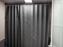 施香曼浴帘套装磁吸免打孔直杆折叠防水防霉布浴室隔断淋浴折叠干湿分离 灰色帘+黑杆+双侧磁吸+挡水 适合150-180墙宽 帘宽1.8米高2米 实拍图