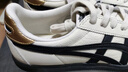 Onitsuka Tiger鬼塚虎男女款复古德训鞋轻便透气运动休闲板鞋TOKUTEN 1183B938 白色/黑色 39 实拍图
