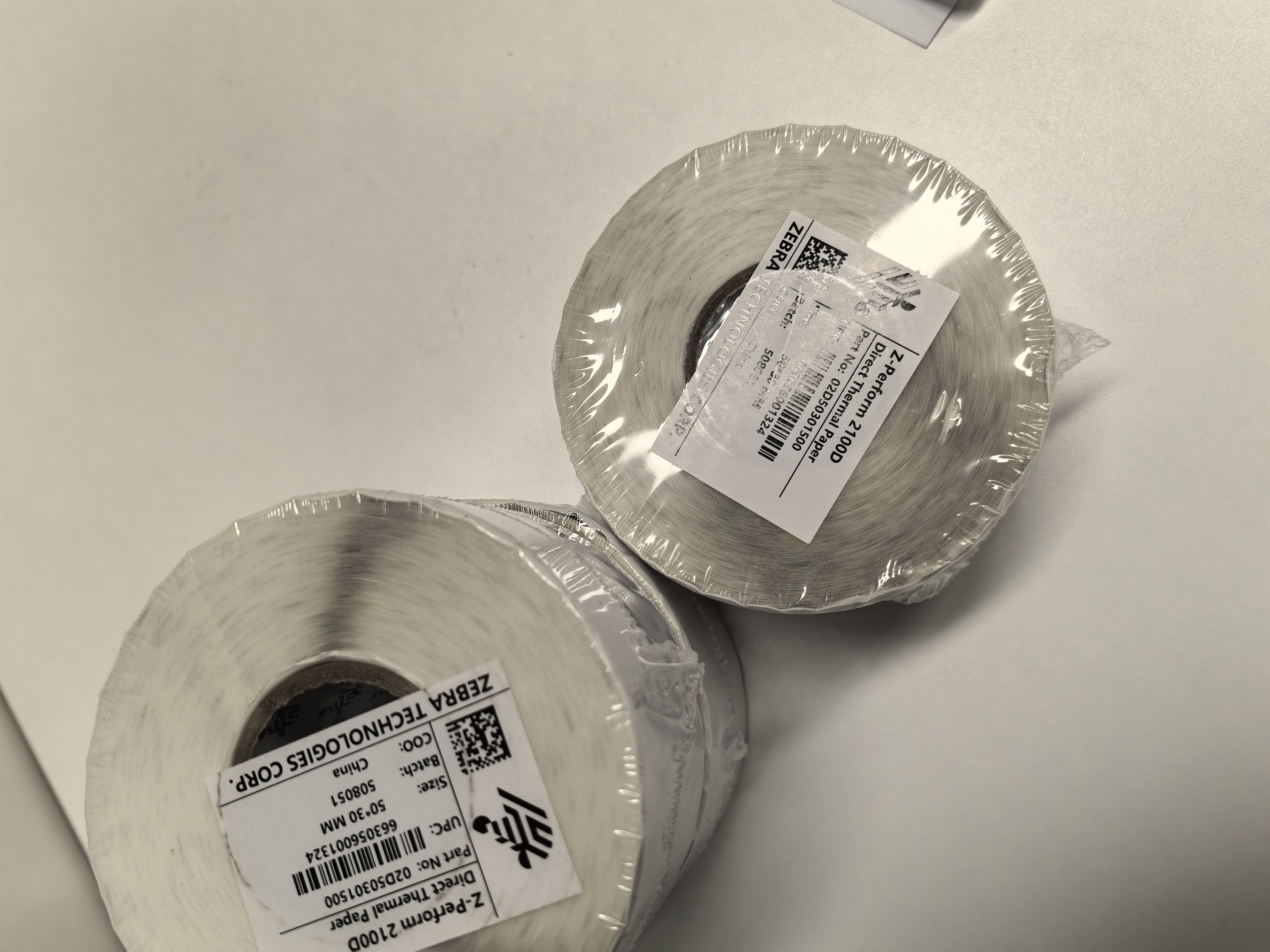 斑马（ZEBRA）50*30mm原装标签条码打印机热敏纸zd888T/CR gk888t ZD420通用耗材 1500张/卷 02D50301500 实拍图