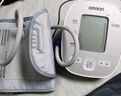 欧姆龙（OMRON）电子血压计上臂式血压仪老人家用大屏血压测量医用高精准 U701 实拍图