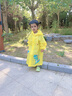 牧萌 儿童雨衣男女童带书包位宝宝幼儿园小学生雨鞋套装防水卡通雨披 活力黄恐龙 M码（建议身高95-105cm） 实拍图
