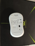 罗技（Logitech）M221 轻音鼠标 无线鼠标 办公鼠标 对称鼠标 带无线微型接收器 米白色 实拍图