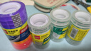 得力（deli）易撕彩色透明胶带 8mm*30y高粘小胶带 开学必备学习用品 学生文具 12卷/筒 办公用品 30007 实拍图