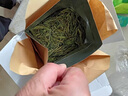 西湖牌2025新茶上市绿茶龙井茶叶 雨前三级春茶传统纸包200g自饮送礼 实拍图