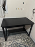 馨美凯电脑桌台式家用简易书桌办公桌简约现代工作台租房卧室学习写字桌 【单桌1.6cm厚桌面】黑架+碳纤色 长120cm*宽70cm*高74cm 实拍图