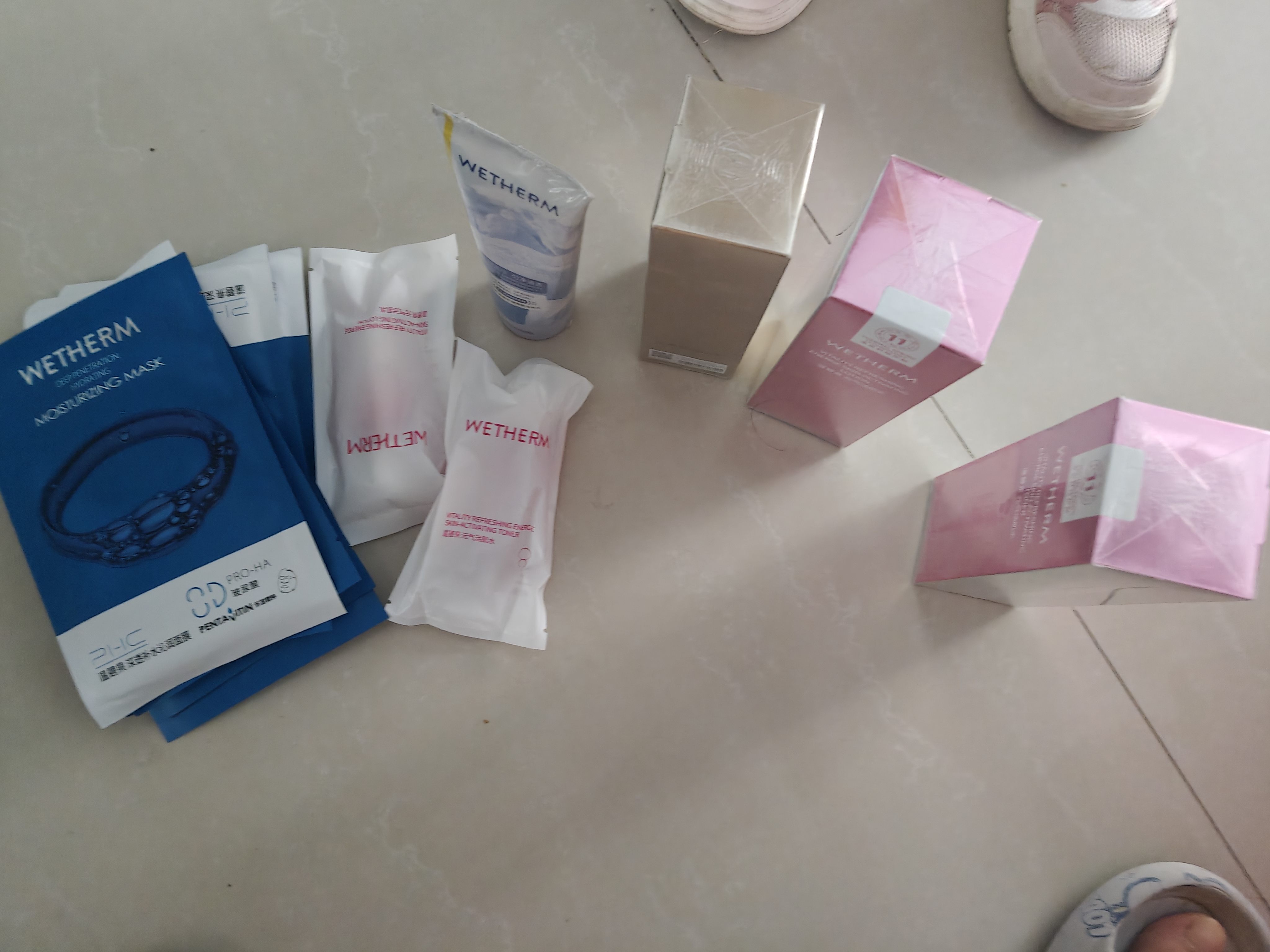 温碧泉洗面奶 男女可用清洁肌肤干净柔和护肤化妆品 净澈洁颜深层清洁 长效净澈洁面120g 实拍图