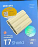 三星（SAMSUNG）2TB Type-c接口 移动固态硬盘 T7 Shield 月幕白 NVMe读速1050MB/s  手机直连笔记本外接 三防保护 实拍图