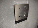 正泰正泰开关插座6C五孔插座带USB+Type-C接口30w快充灰色NEW6-C13295 实拍图