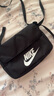 耐克（NIKE）男女斜挎包 单肩包手提包拎包旅行包休闲包CW9300-010黑 实拍图