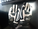 车轮不息摩托车手套冬季骑行碳纤维四季通用防泼水机车装备男女半指全指触 白色（春夏款12°以上用） L码(掌宽8.5-9.5cm) 实拍图