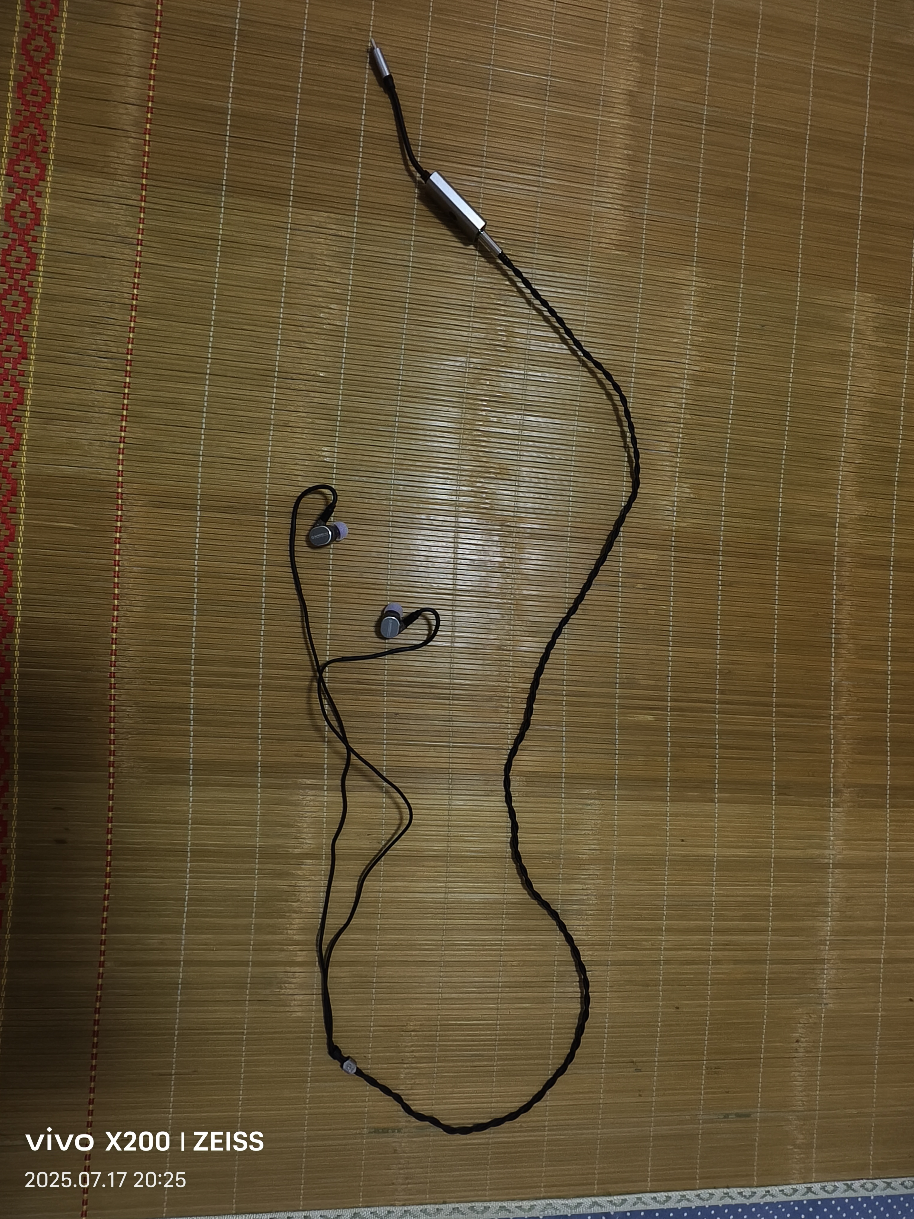 弱水时砂【周传雄推荐】极光Ultra有线耳机入耳式挂耳游戏耳机电脑电竞吃鸡听声辨位音乐耳机有线3.5mm 榭湖银【HiFi版】不带麦 实拍图