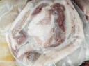 鲜京采 黑猪 去皮五花肉条2斤净重 烤肉炒菜食材 红烧肉原料 生鲜猪肉 实拍图