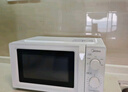 美的（Midea）快捷微波炉 家用小型 360°转盘加热 旋钮操控 易洁内胆（M1-L213B） 实拍图
