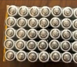 双鹿 5号碳性电池60粒装  适用于儿童玩具/遥控器/鼠标/话筒/闹钟/血压仪等 R6/AA电池 60粒装 实拍图