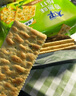 太平 苏打饼干 多口味系列梳打薄脆饼干 低糖易消化 香葱味100g 实拍图