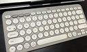 罗技（Logitech）时尚系列 K380 键盘 蓝牙办公键盘 无线键盘 女友 便携超薄键盘 笔记本键盘 烟云灰 实拍图