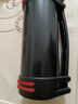 天喜（TIANXI）保温壶杯大容量男316不锈钢内底家用户外热水瓶便携车载旅行水壶 【性价比推荐】黑+背带小碗 1L 实拍图