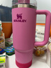 STANLEY巨无霸吸管杯水杯保温杯大容量办公车载不锈钢杯子887ML-芍药粉 实拍图