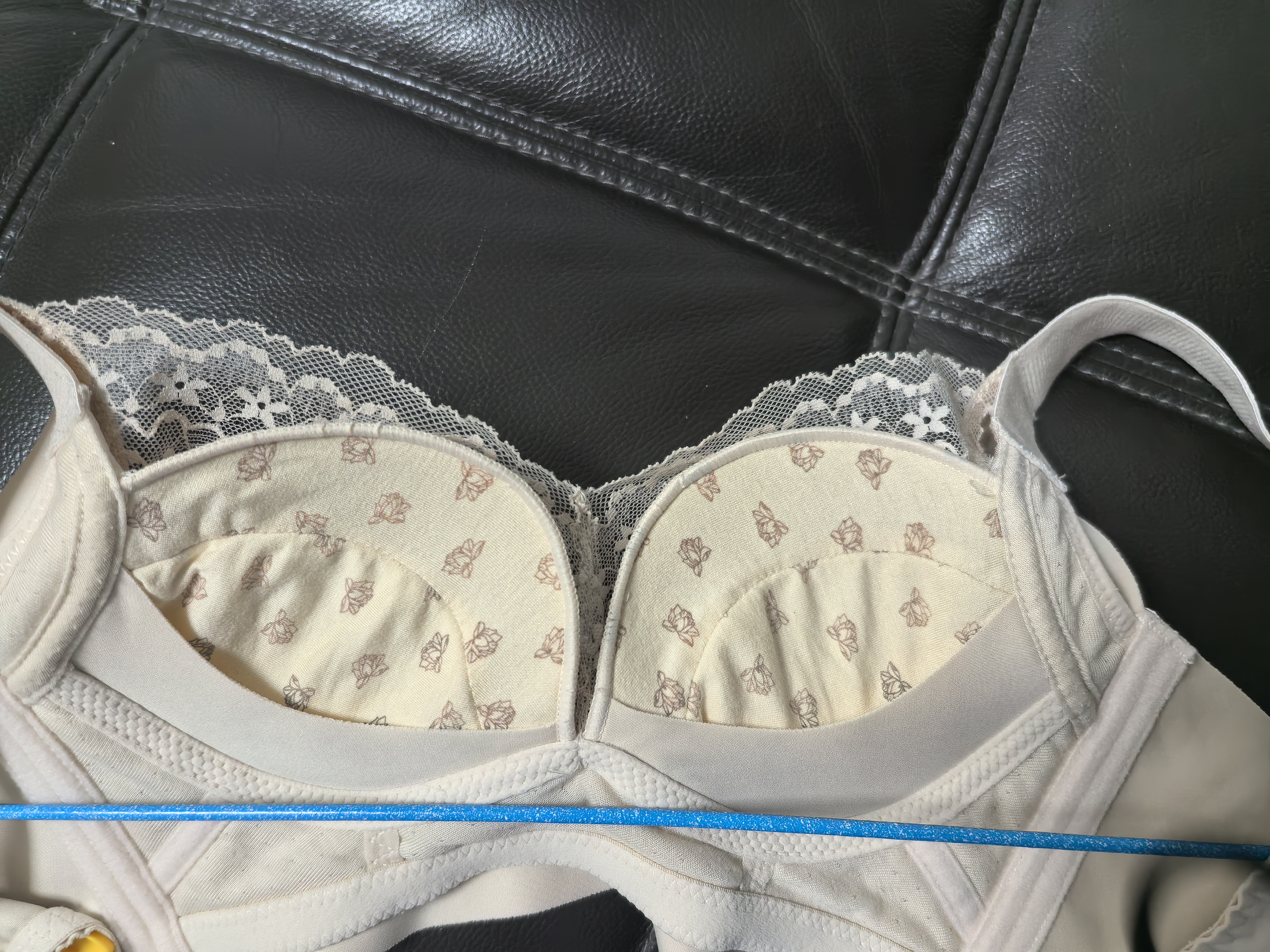 芬腾可安（FENTENGCARE）女士款内衣文胸洞洞杯美背无钢圈无痕聚拢四季薄款胸罩新款正品YR 实拍图