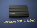 三星（SAMSUNG）T7/T7shield/T9/移动固态硬盘type-c接口NVMe加密移动ssd游戏机大容量外置存储15手机外录直连安卓 T7 Shield暗夜黑|防水柔性外壳 1T 实拍图