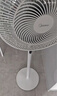 美的（Midea）【劲风酷爽】七叶轻音柔风电风扇家用遥控落地扇台式桌面小型风扇大风力节能立式摇头电扇 SAH30BK 实拍图