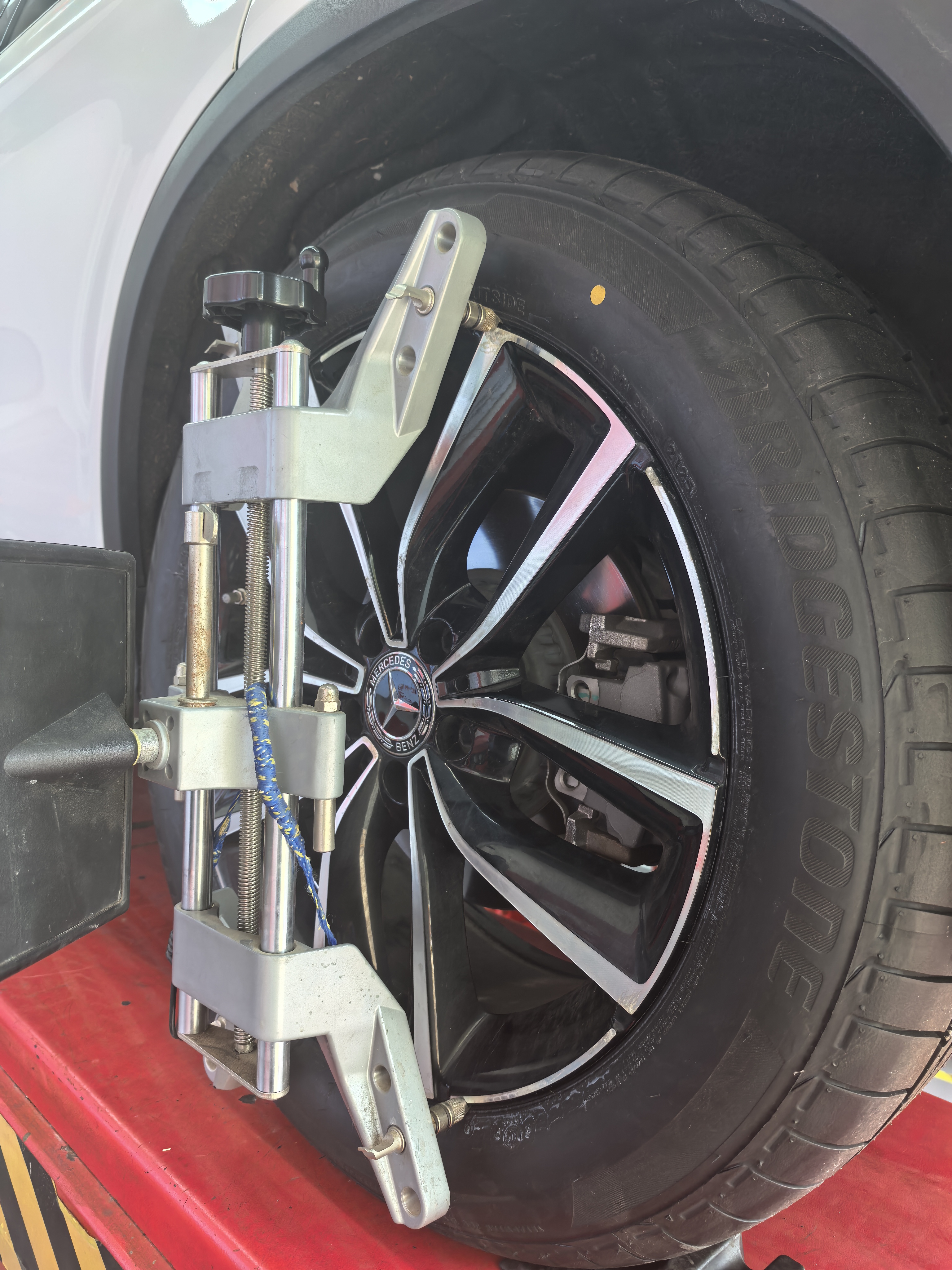 普利司通轮胎 DUELER HP SPORT 235/55R19 防爆胎 MOE 原配奔驰GLC 实拍图