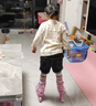 小状元 溜冰鞋儿童轮滑鞋初学者旱冰鞋滑冰鞋专业滑轮鞋生日礼物 初学优选【粉|头盔护具+背包】 M (适合平时鞋码31-36) 实拍图